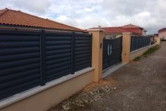 cloture-gris-anthracite-crachier