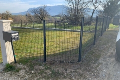 cloture-teinte-noir-grillage-gresy-sur-aix