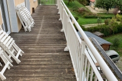 garde-corp-blanc-barreaux-yenne