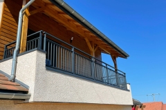 garde-corps-aluminium-gris-anthracite-horizal-yenne