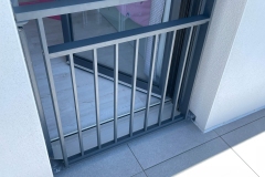 garde-corps-aluminium-ral-7016-pas-cher-nivolas-vermelle