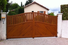 portail-battant-chene-dore-la-tour-du-pin