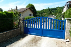 portail-battant-manuel-bleu-maubec