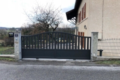 portail-coulissant-aluminium-designe-la-bauche