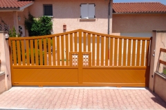 portail-coulissant-aluminium-dullin