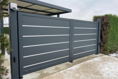 portail-battant-gris-anthracite-motorise-chanaz