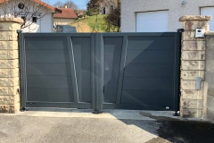 portail-battant-motorise-le-bourget-du-lac