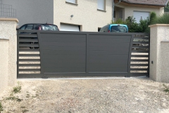 portail-coulissant-gris-anthracite-nances