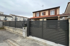 portail-gris-anthracite-aluminium-gerbaix