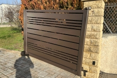 portail-mars-2525-battant-pressins