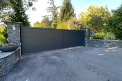 portail-plrein-noir-2110-morestel