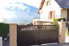 portail-ral-7016-battant-decoupe-laser-montferrat