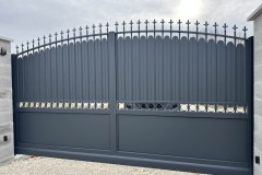 portail-autoprtant-motorise-dolomieu