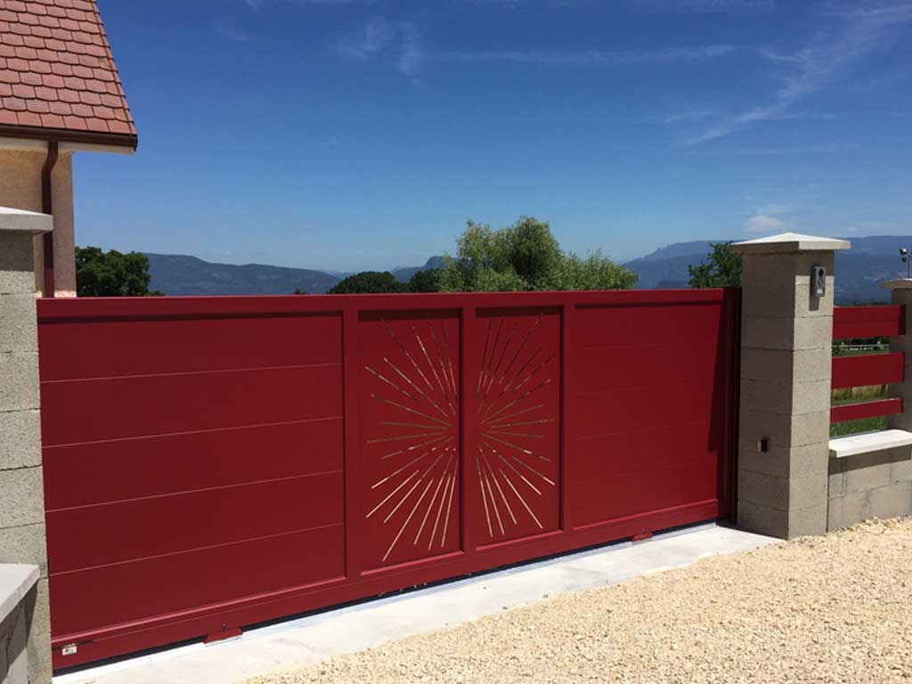 portail design alu rouge