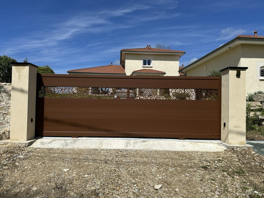 portail aluminium bourgoin jailleu min